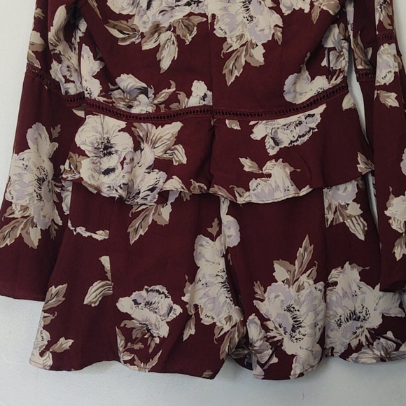 One One Six Floral Long sleeve romper sz Lg - Picture 14 of 15